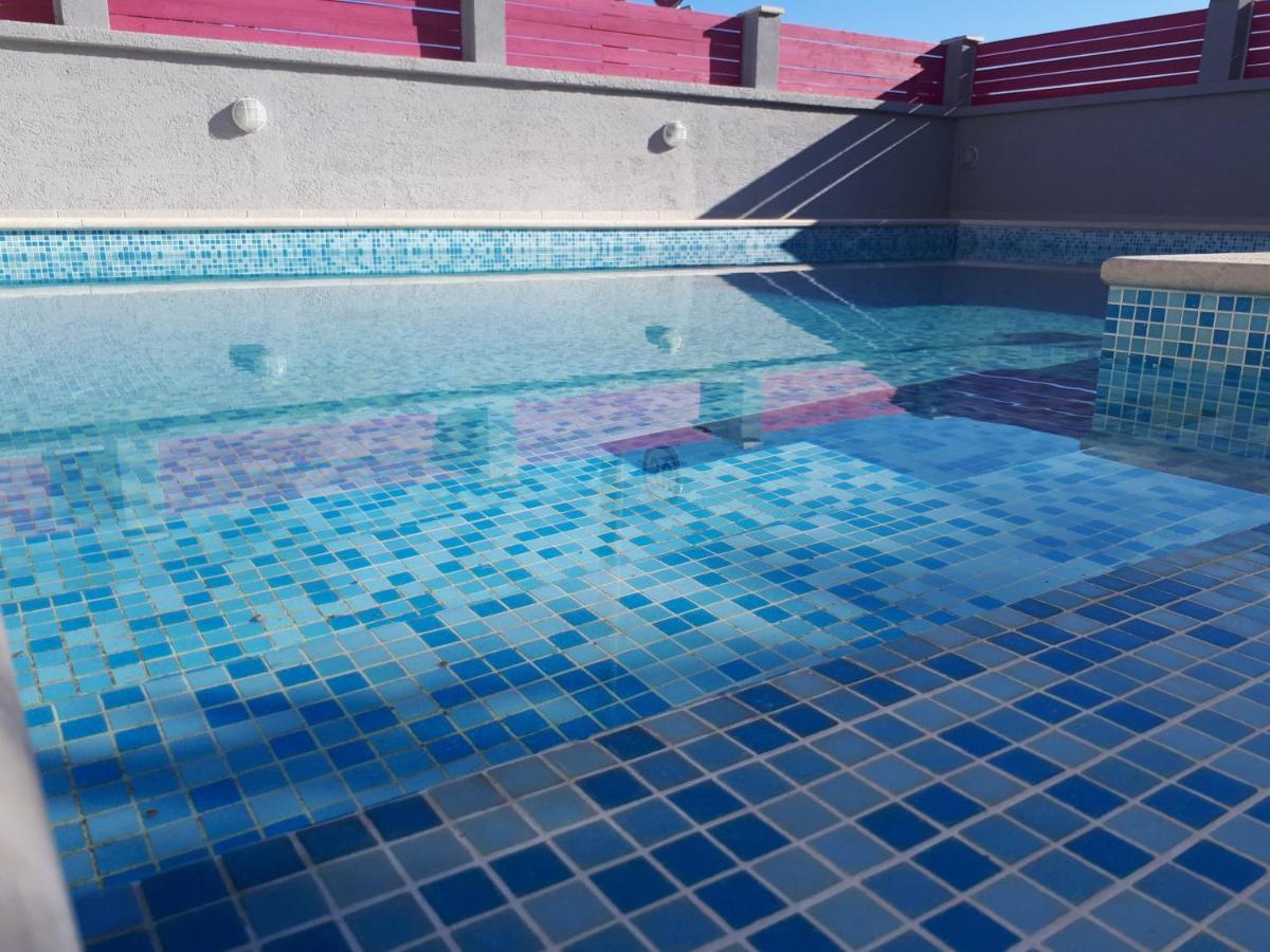 Helles Doppelzimmer Mit Bad, Terrasse Und Pool, Seperater Eingang, Liznjan, Istrien المظهر الخارجي الصورة