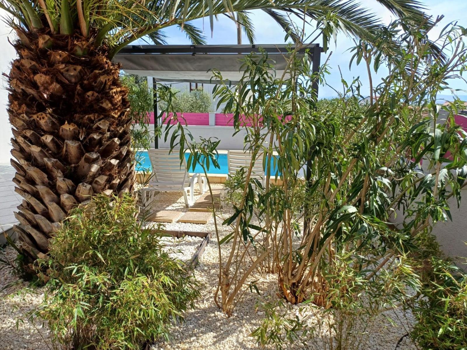 Helles Doppelzimmer Mit Bad, Terrasse Und Pool, Seperater Eingang, Liznjan, Istrien المظهر الخارجي الصورة